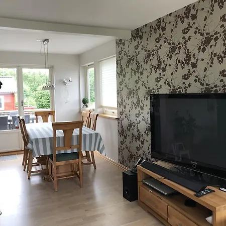 Bedroom For 2 Good Location *